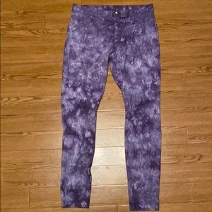 Medium Tye Dye Purple Leggings